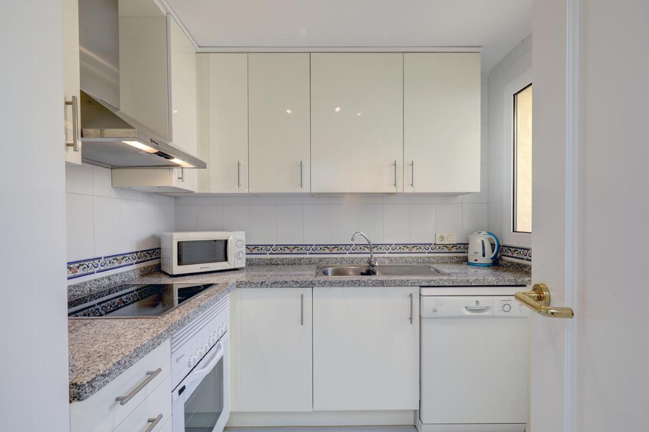 Duquesa Village Apartment - 2 Bed/2 Bath Apartment With Panoramic Sea Views Manilva Exterior foto