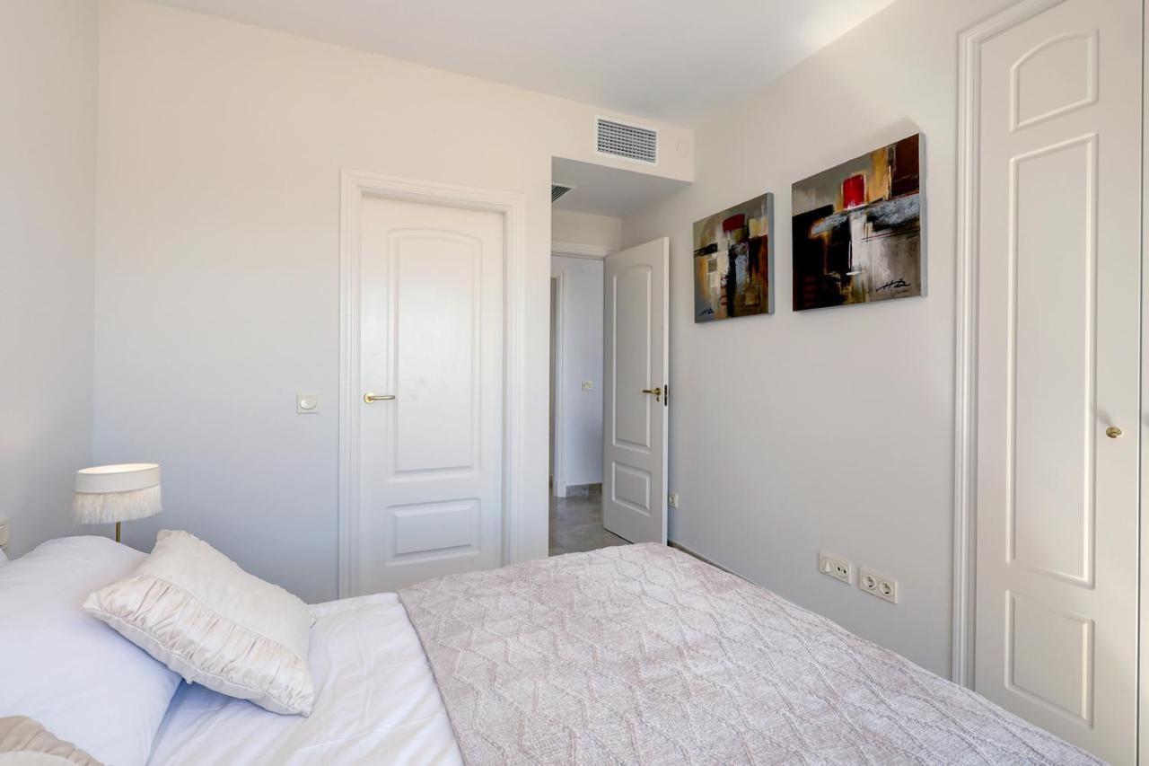 Duquesa Village Apartment - 2 Bed/2 Bath Apartment With Panoramic Sea Views Manilva Exterior foto