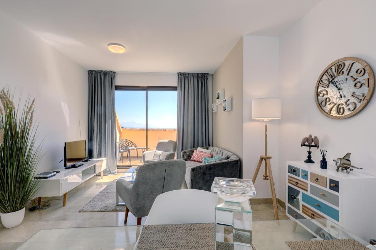Duquesa Village Apartment - 2 Bed/2 Bath Apartment With Panoramic Sea Views Manilva Exterior foto