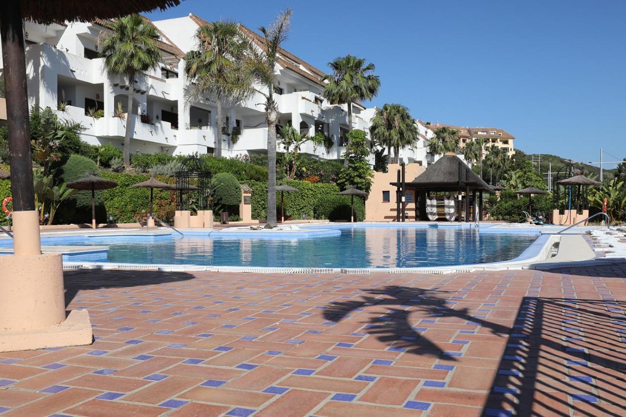 Duquesa Village Apartment - 2 Bed/2 Bath Apartment With Panoramic Sea Views Manilva Exterior foto