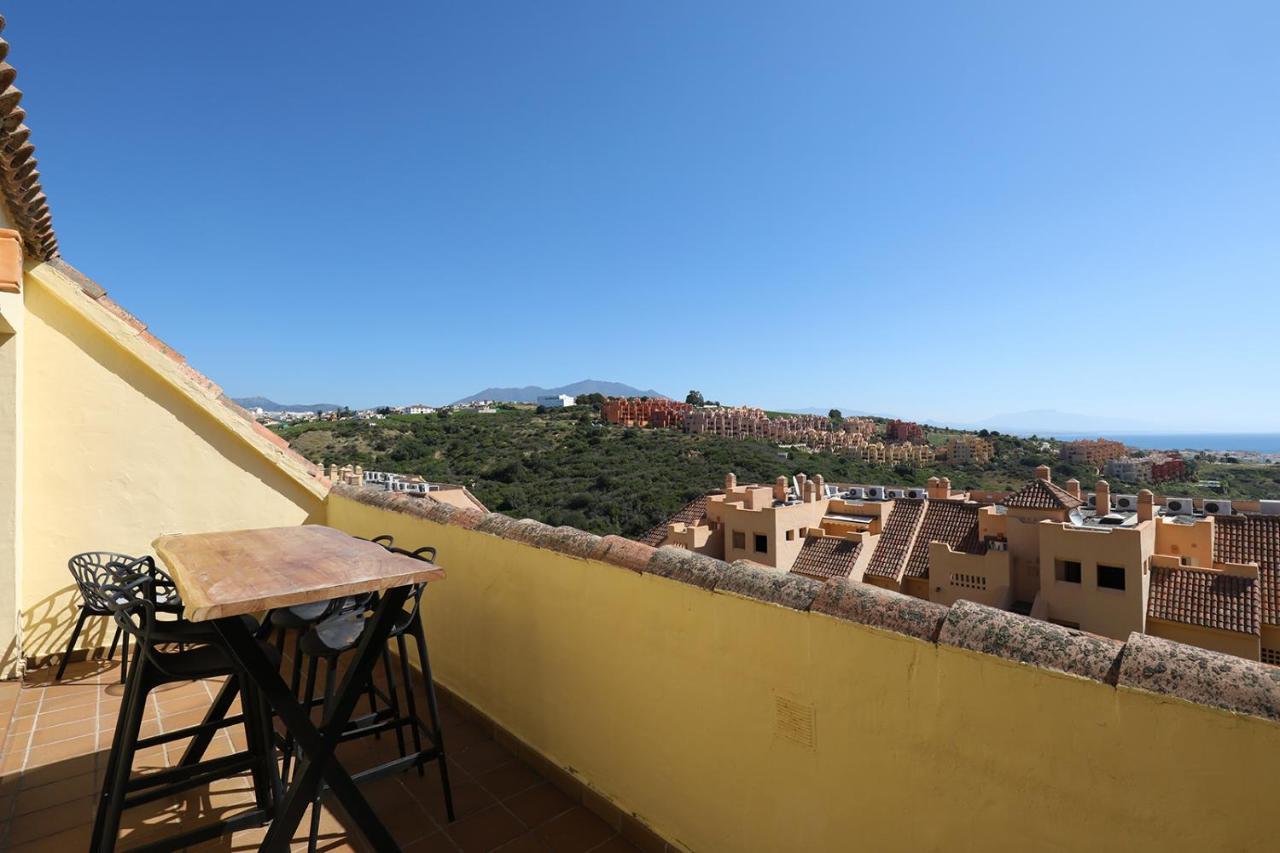 Duquesa Village Apartment - 2 Bed/2 Bath Apartment With Panoramic Sea Views Manilva Exterior foto