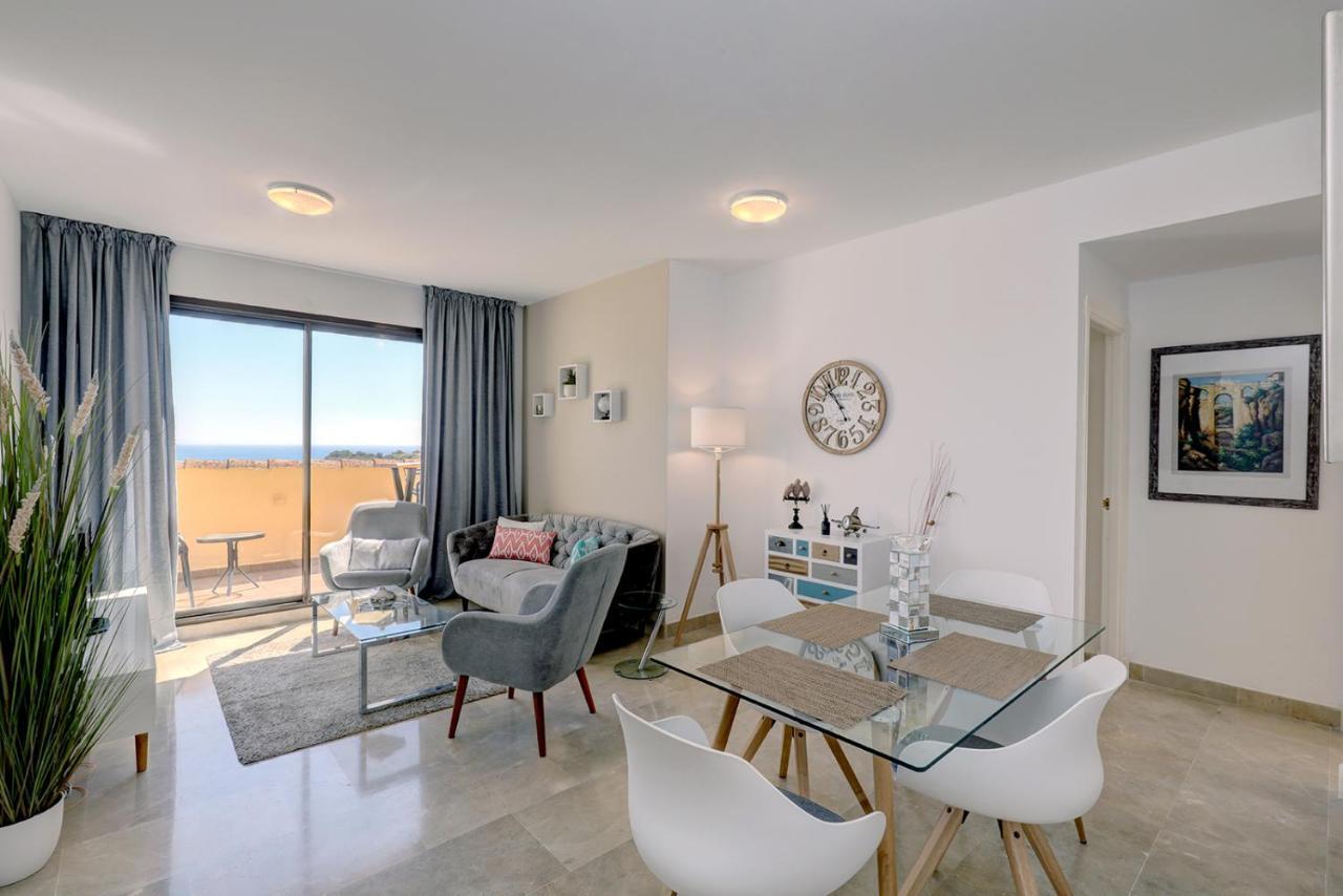 Duquesa Village Apartment - 2 Bed/2 Bath Apartment With Panoramic Sea Views Manilva Exterior foto