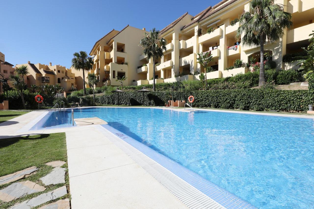 Duquesa Village Apartment - 2 Bed/2 Bath Apartment With Panoramic Sea Views Manilva Exterior foto